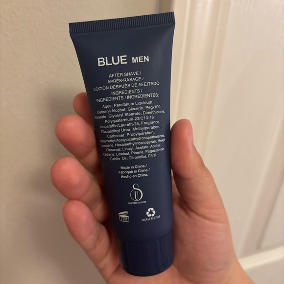 Blue Men After Shave Lotion - Picture 3 of 3